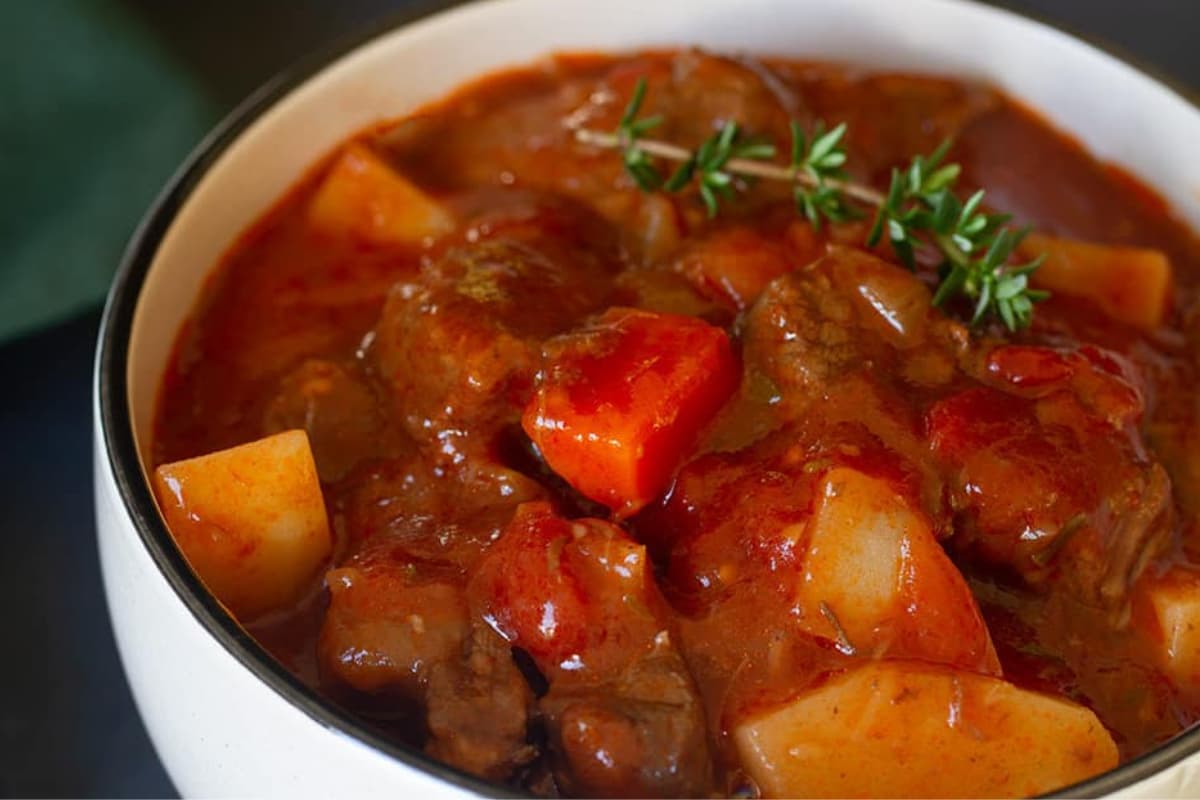 A bowl of stove top beef stew.