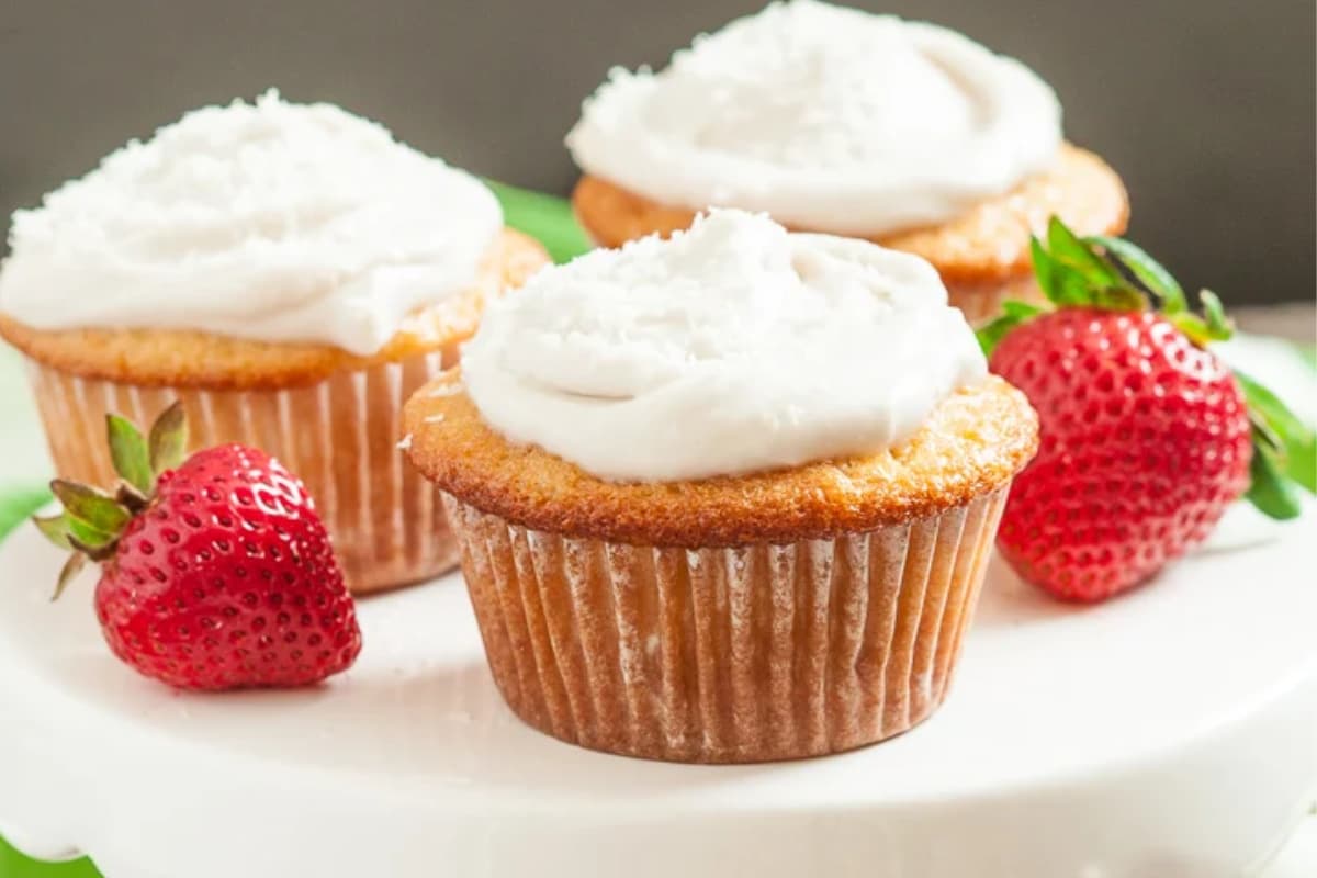 A plate of yum-yum cupcakes.