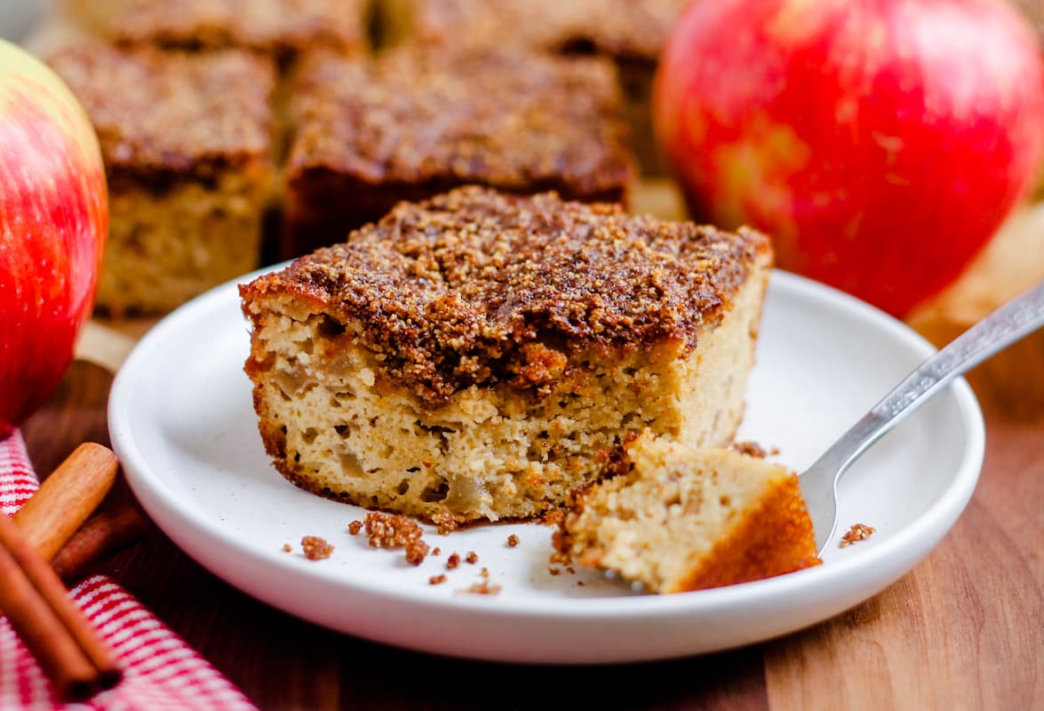 A plate of apple cinnamon coffee cake.