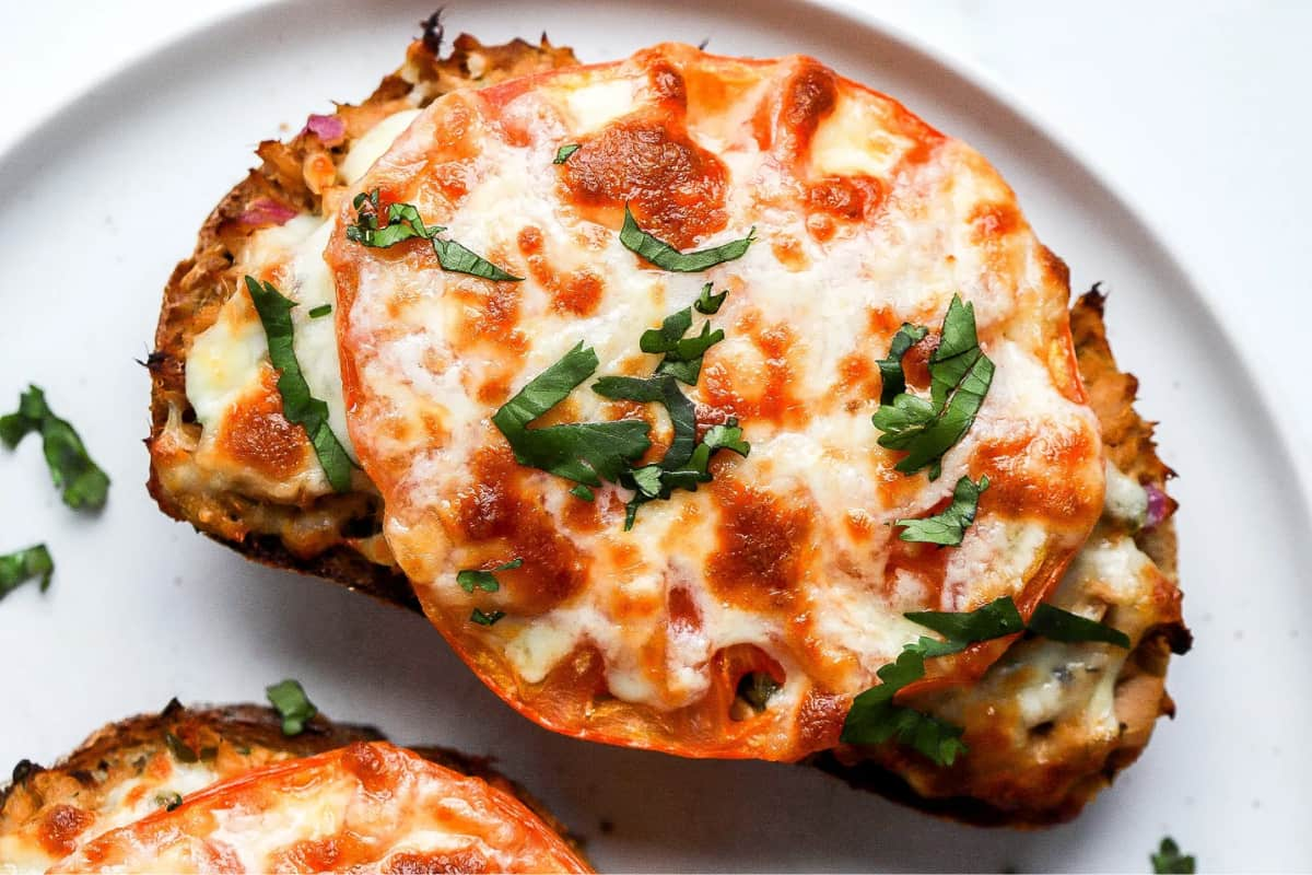 A plate of air fryer tuna melts.