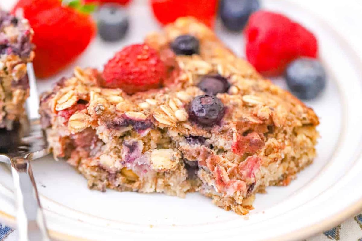 A plate of mixed berry protein baked oatmeal.