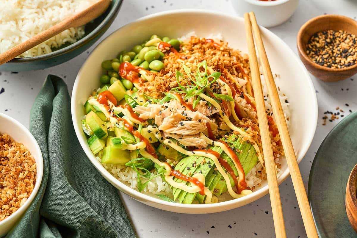 A bowl of spicy tuna rice bowl.