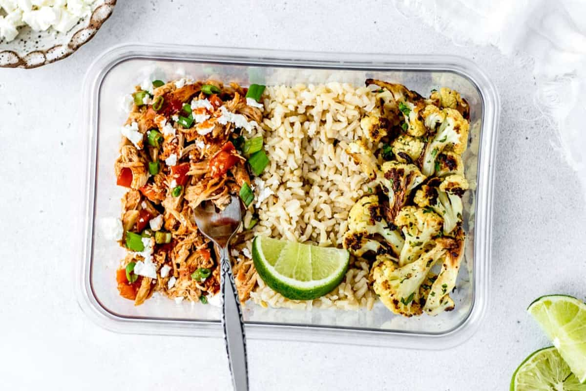 A dish of buffalo chicken meal prep.