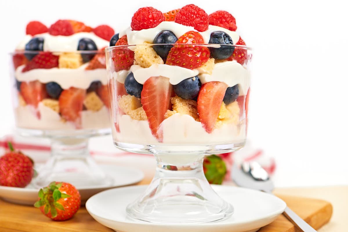 A dish of greek yogurt berry trifle.