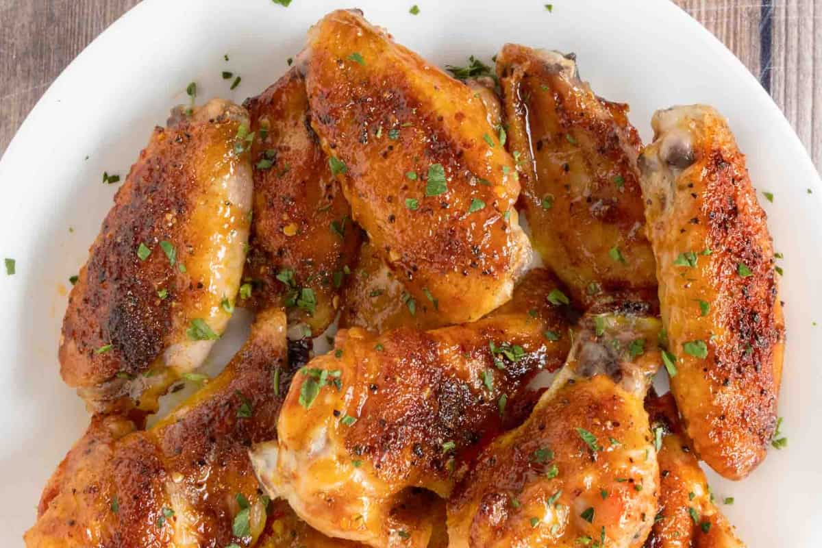 A plate of honey sriracha wings.