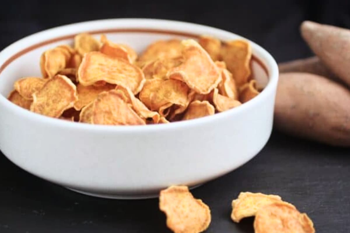 A bowl of sweet potato chips.