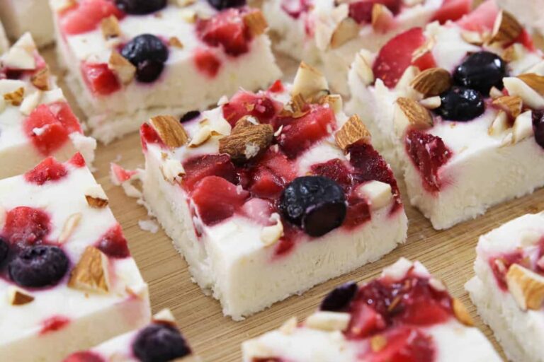 A plate of Frozen Yogurt Bars.