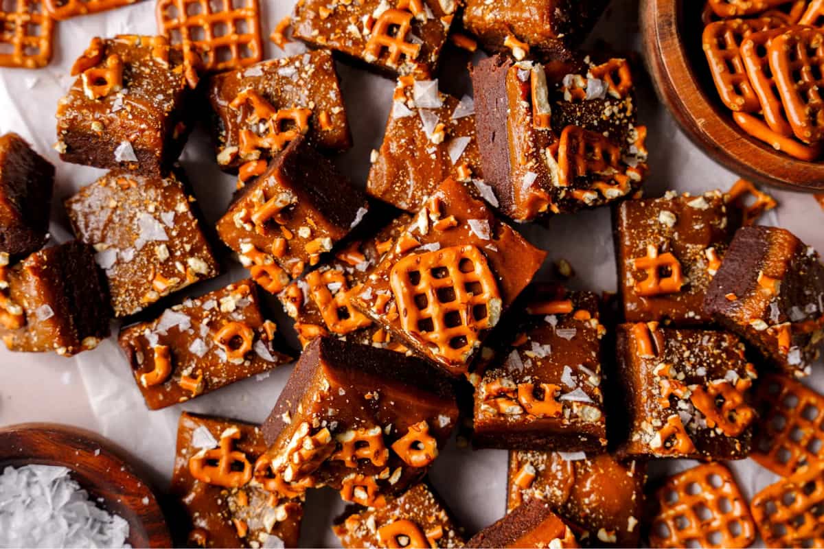 A plate of Chocolate Caramel Pretzel Date Fudge.