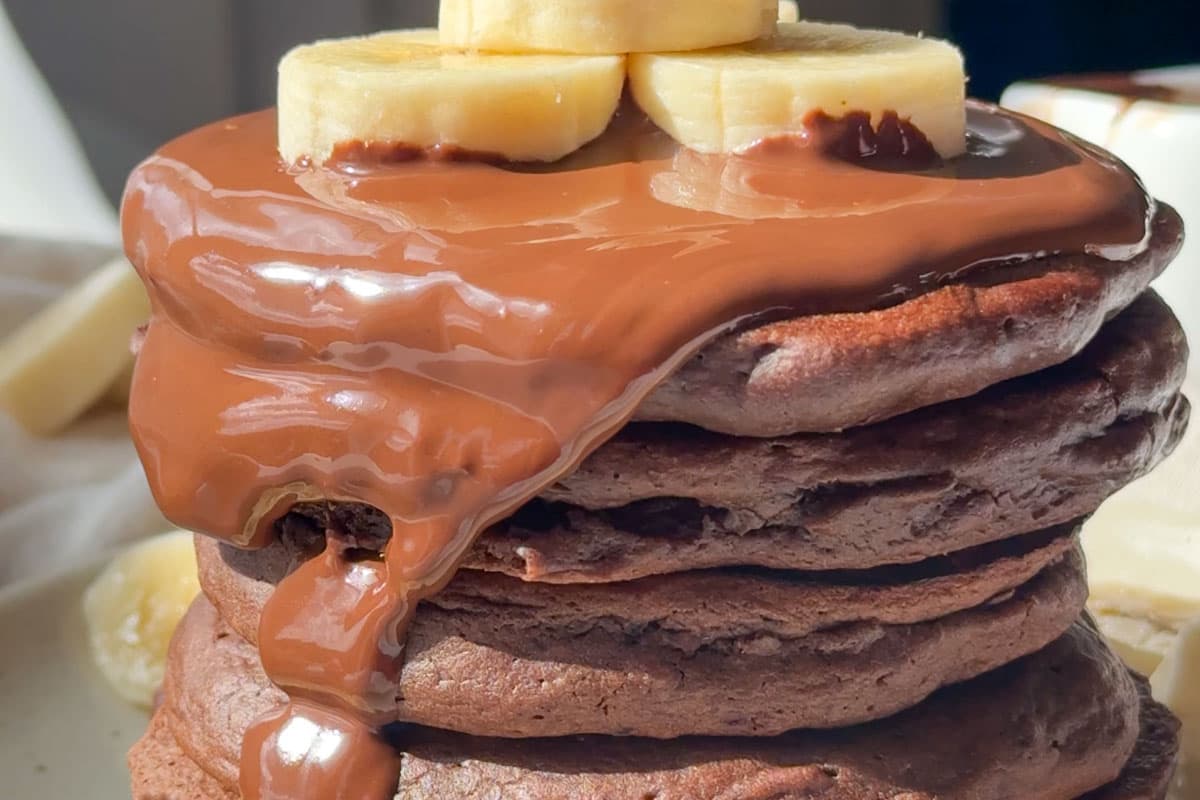 A plate of Chocolate Protein Pancakes.