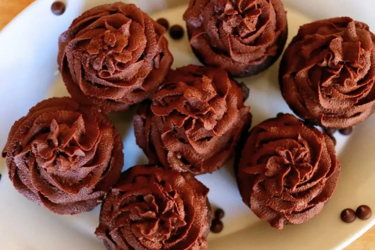 A plate of gluten free Chocolate Cupcakes with Oat Flour.