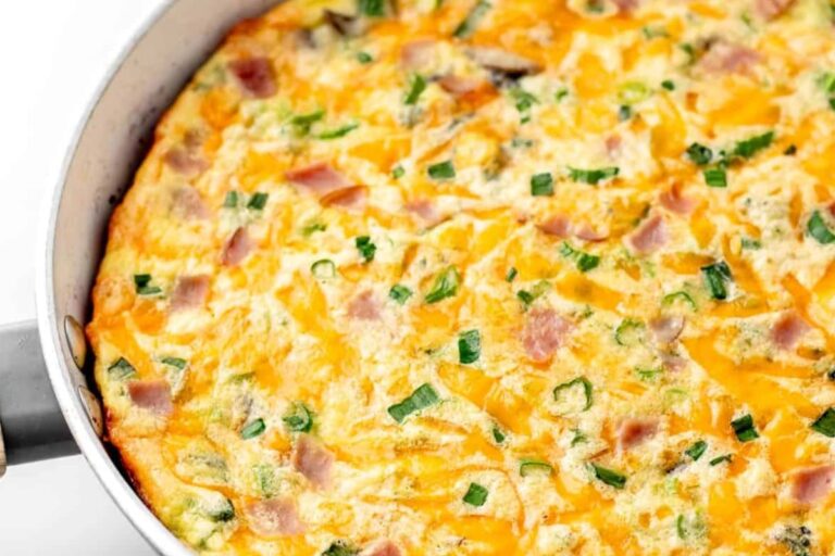 A dish of High-Protein Ham and Cottage Cheese Frittata.