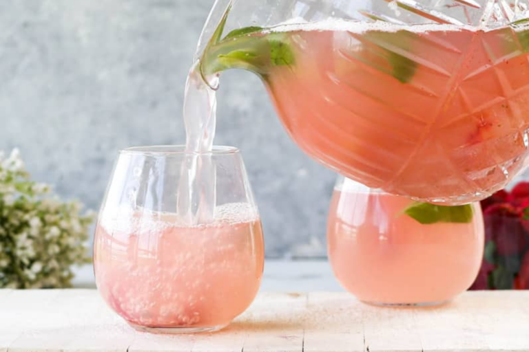 A glass of Strawberry Mocktail Spritzer.