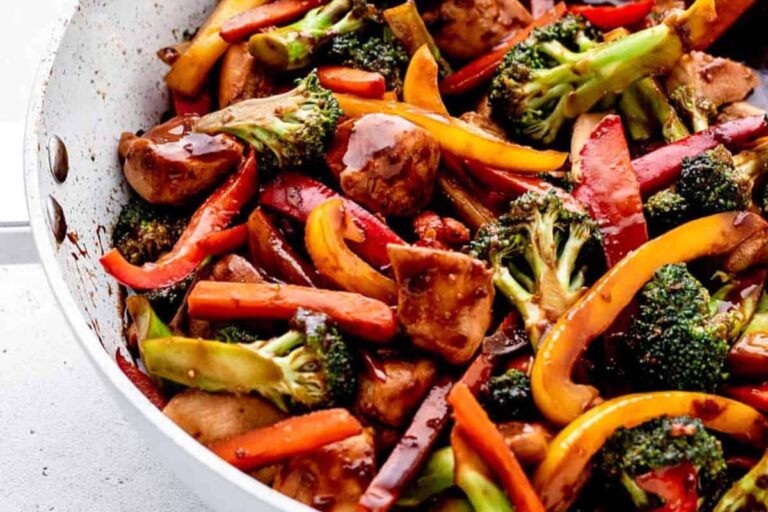 A pan of Chicken Stir Fry with Peanut Sauce.