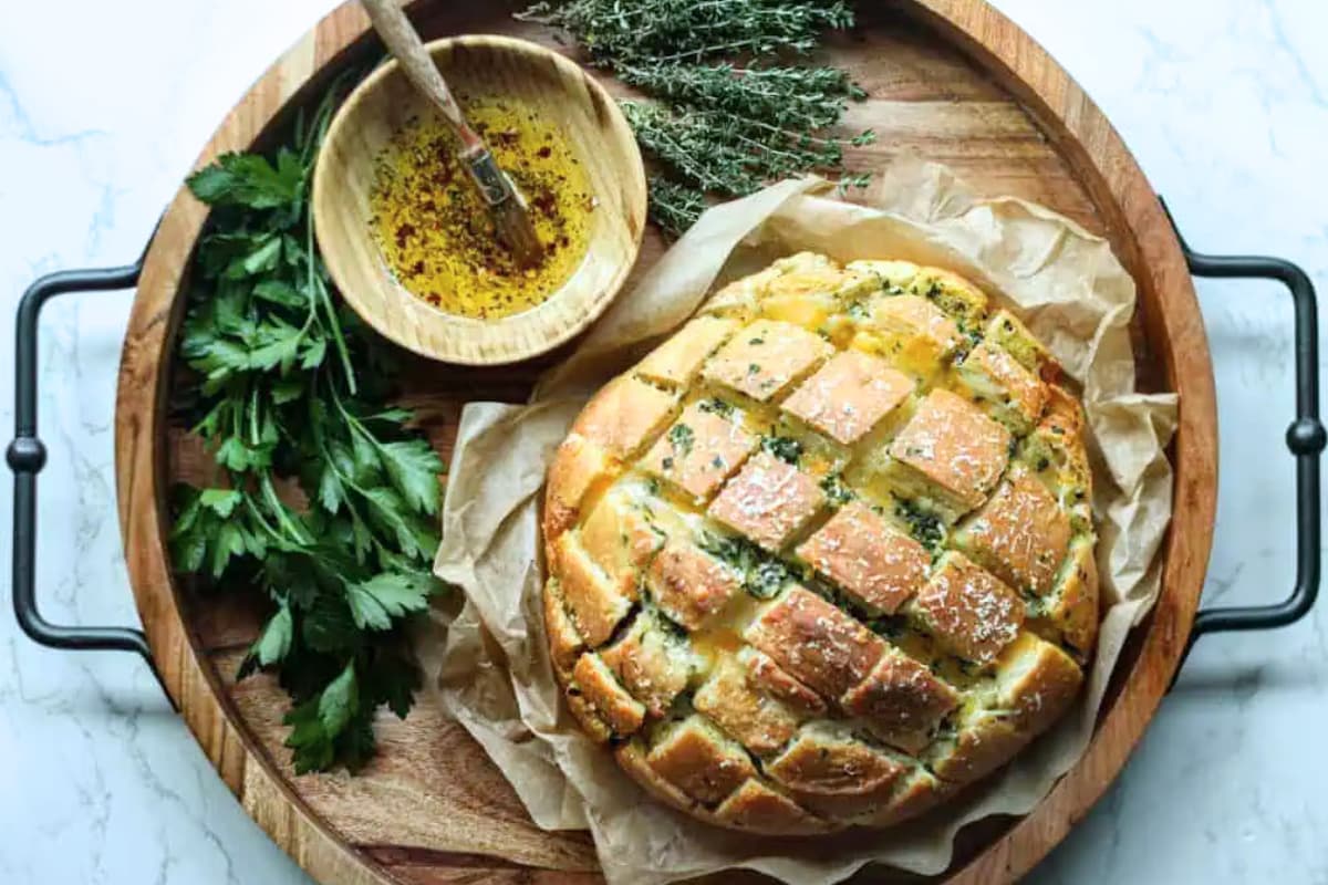 A plate of Stuffed Garlic Bread.