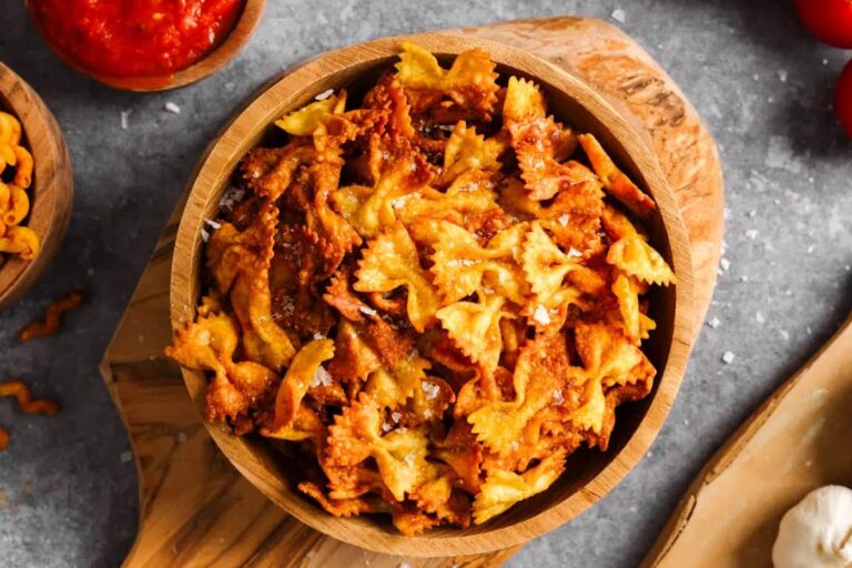 A bowl of Air Fryer Pasta Chips.