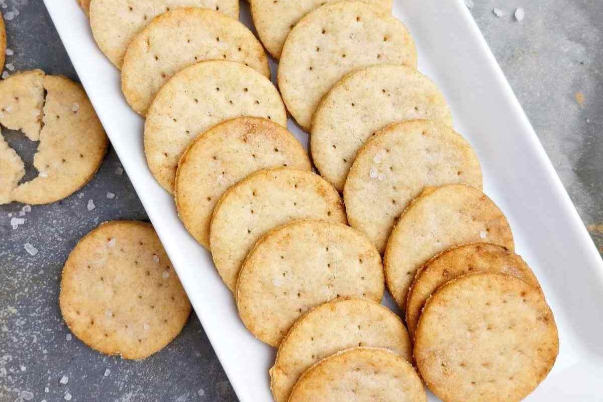 A plate of Buckwheat Crackers.