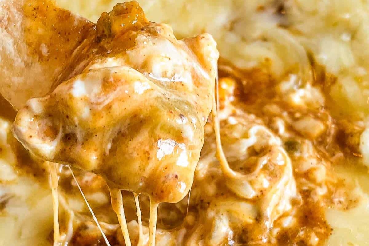 A plate of Chili Cheese Dip.