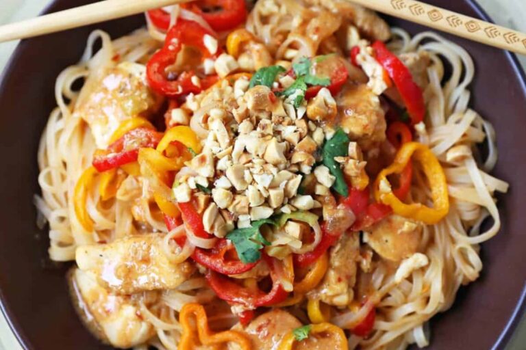 A bowl of Thai Chicken Noodles.