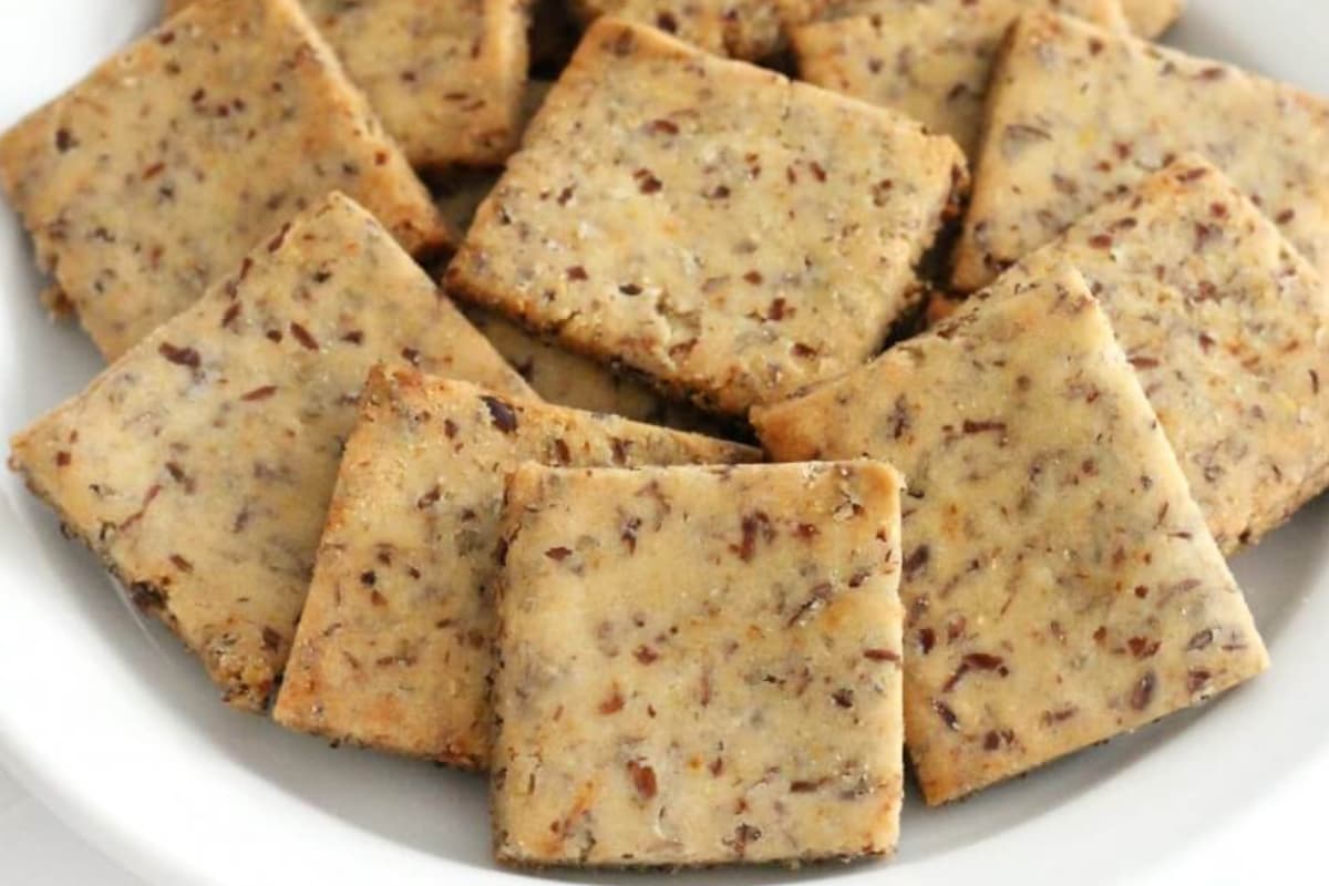 A plate of Homemade Gluten-Free Wheat Thins.