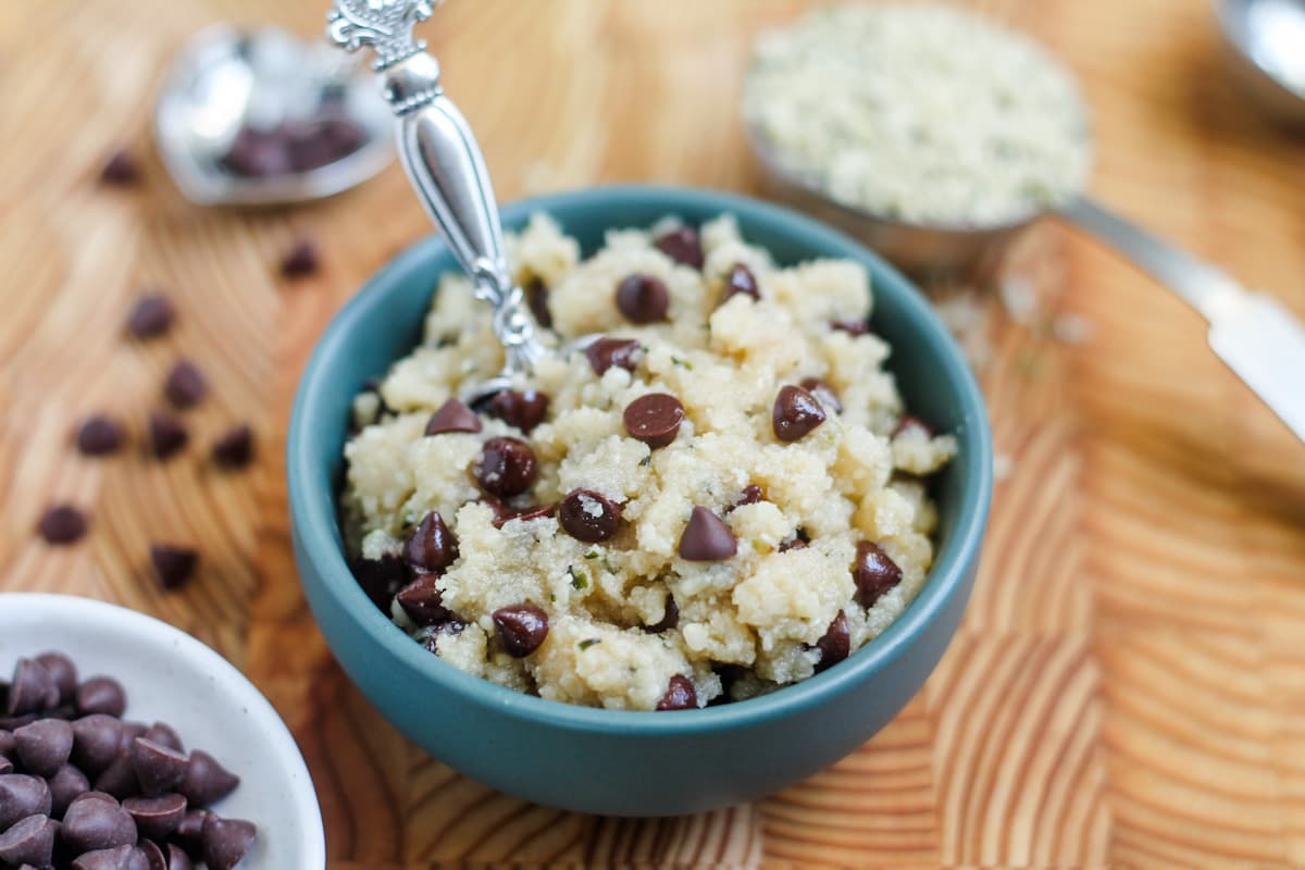 Healthy cookie dough for one in a dish.