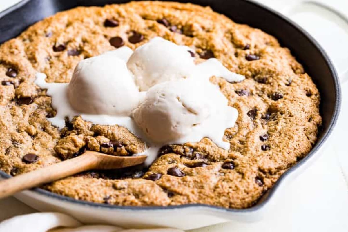 Overhead image of Healthy Skillet Cookie.