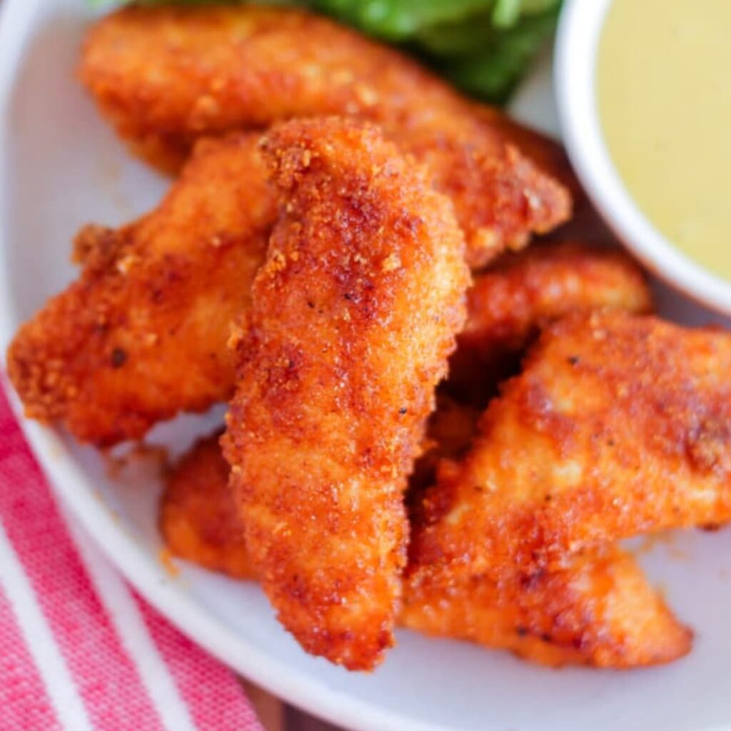 A plate of keto chicken nuggets.