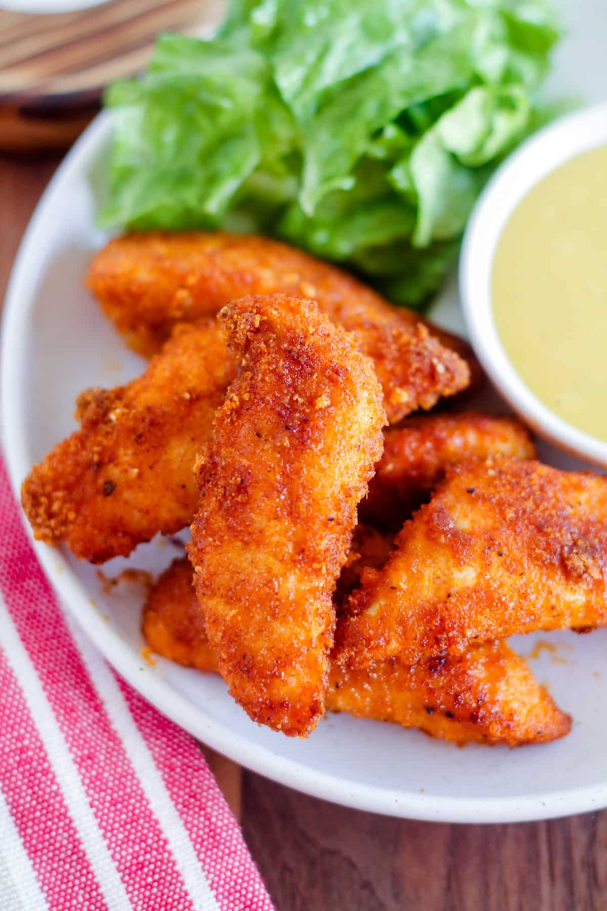A plate of keto chicken nuggets.