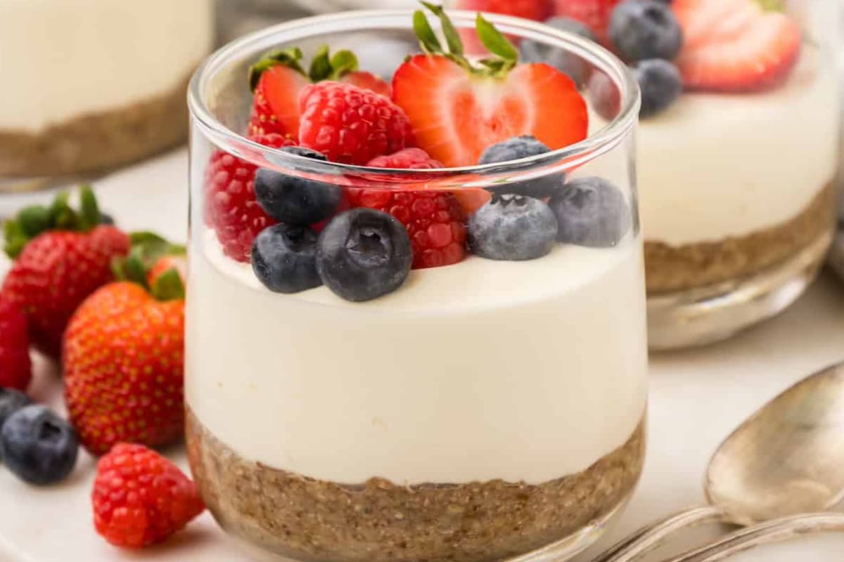A dish of No-Bake Cheesecake Cups.