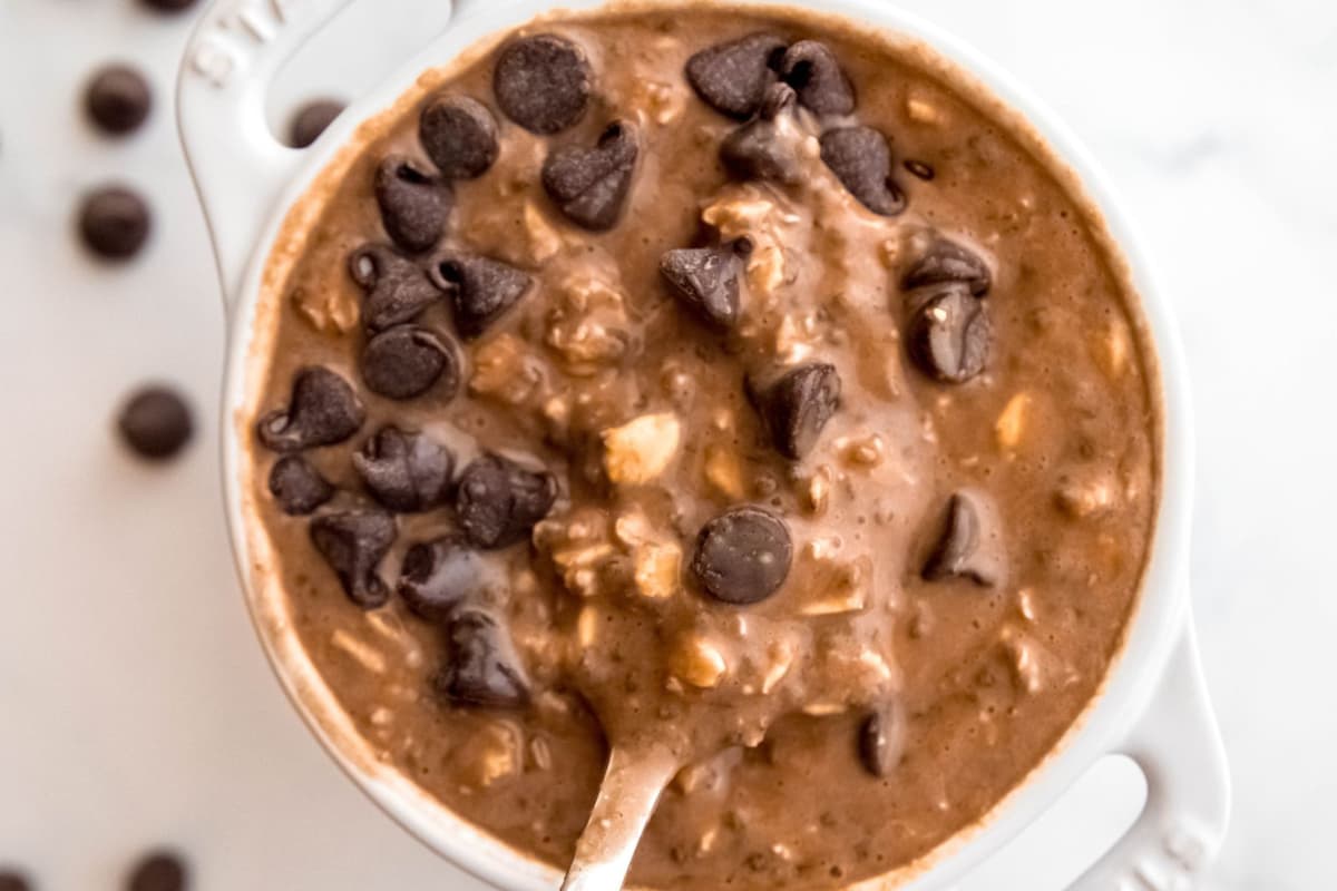 A dish of Peanut Butter Chocolate Overnight Oats.