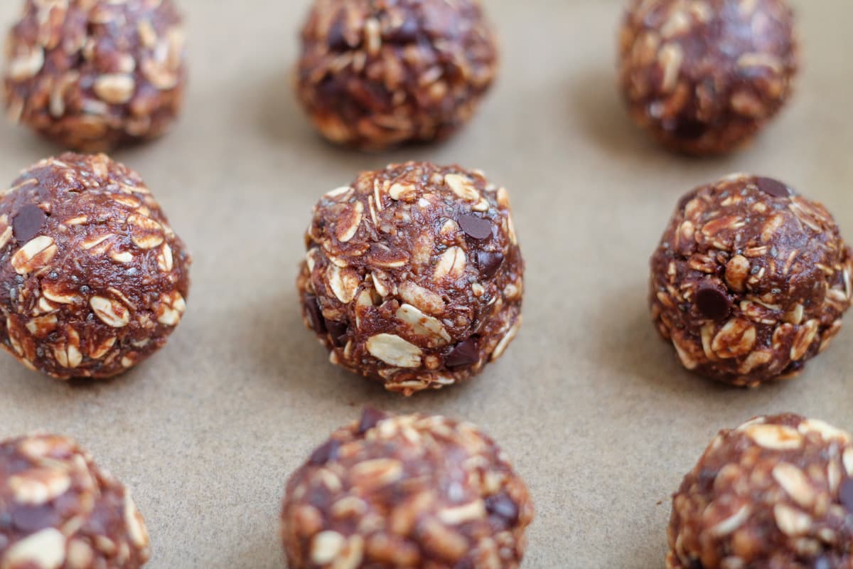 A tray of no bake chocolate oat balls.