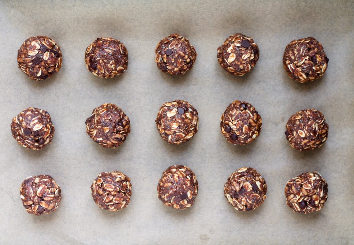 A tray of no bake chocolate oat balls.