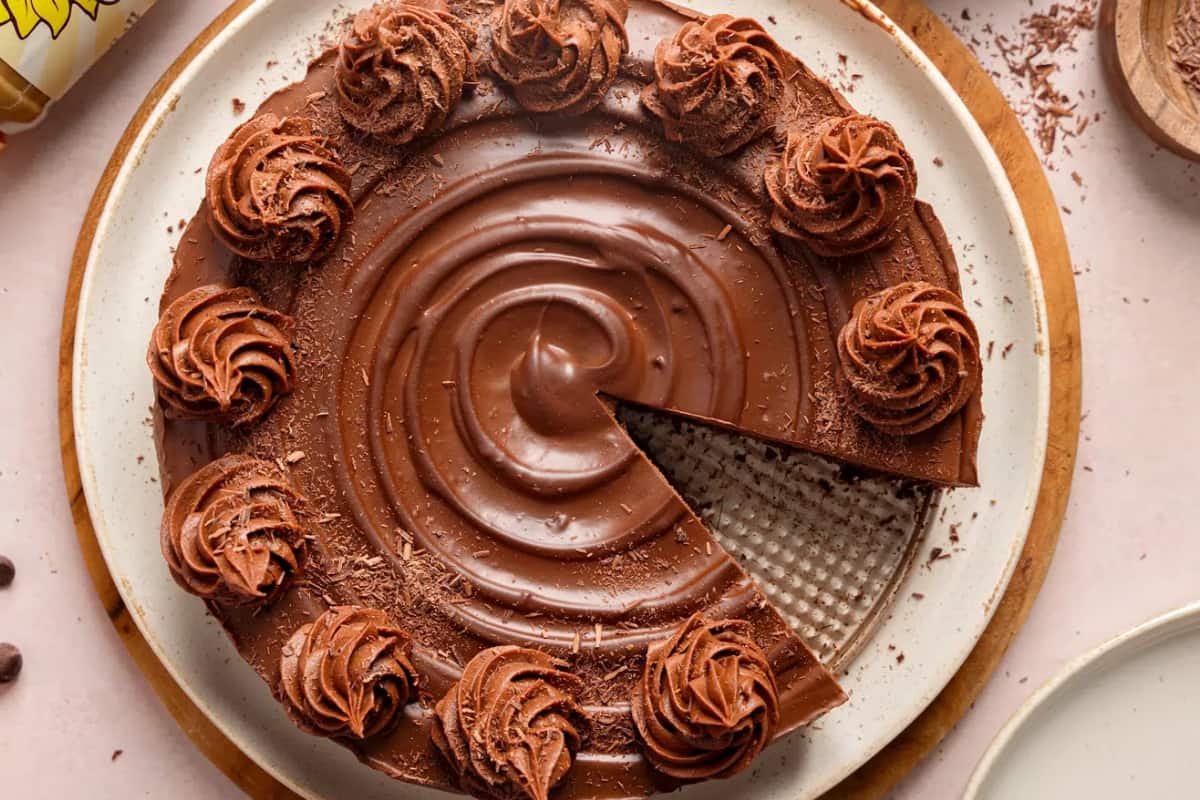 A plate of Healthy Chocolate Mousse Cheesecake.