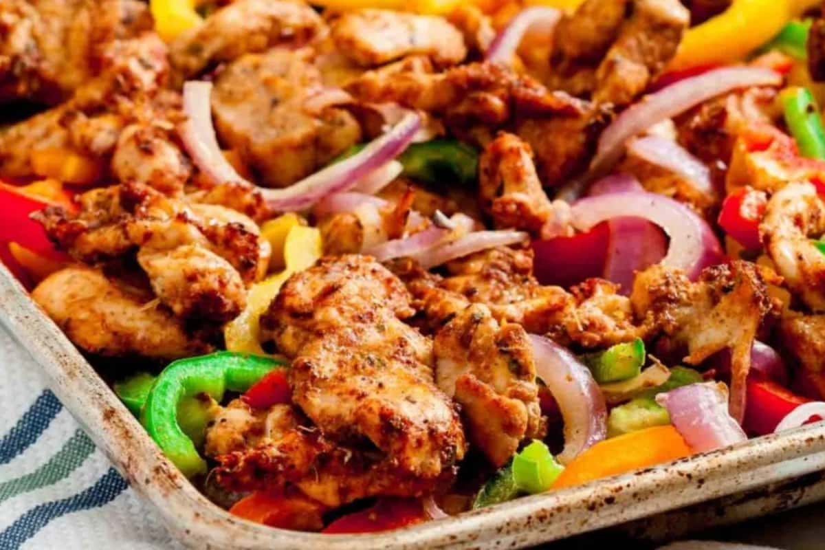Image of Sheet Pan Chicken Fajitas.