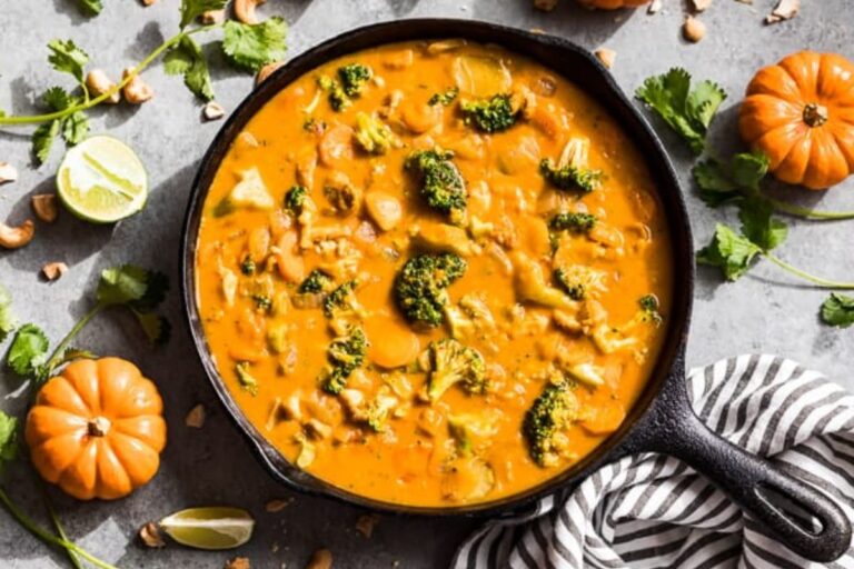 A dish of Thai Pumpkin Curry.