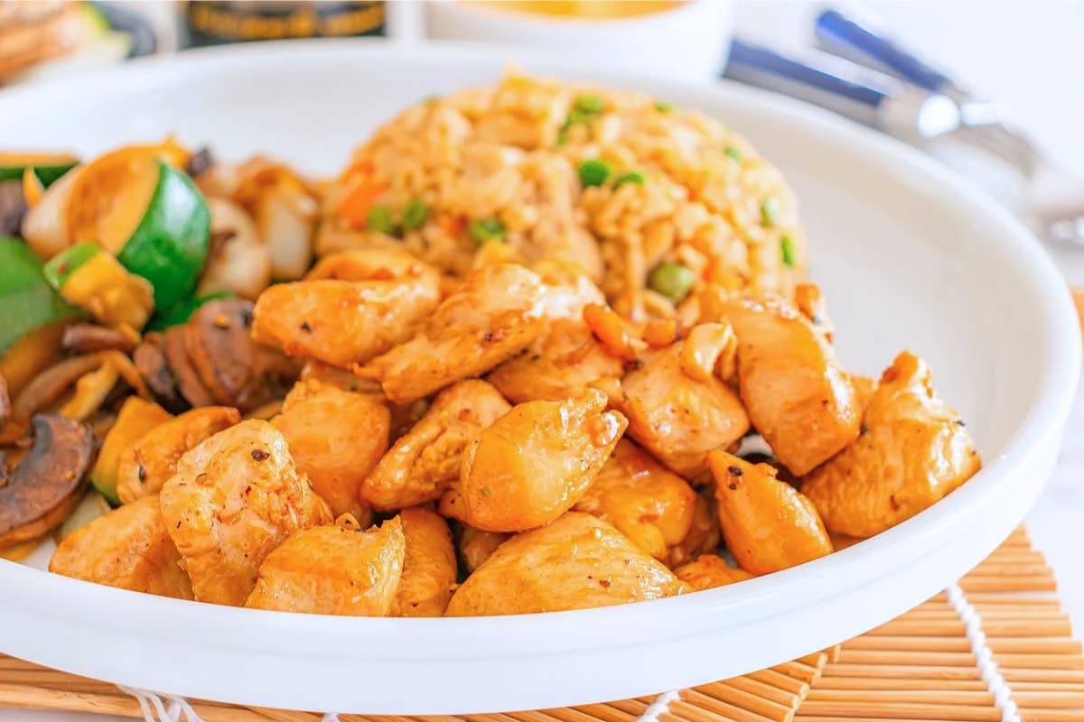 A plate of Hibachi Chicken.