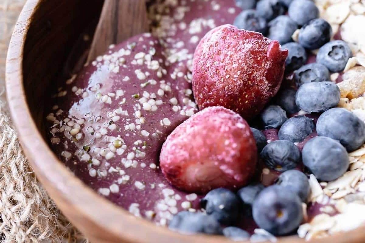 An image of an Easy Acai Bowl.