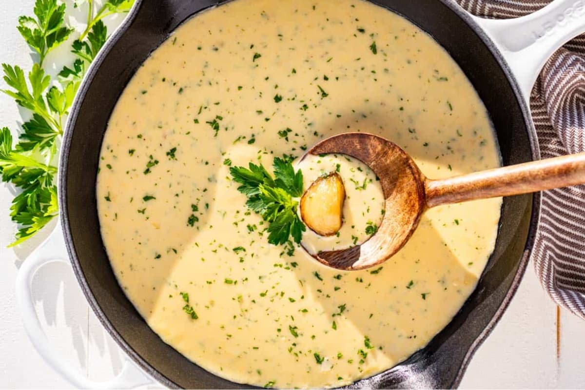 A dish of Garlic Cream Sauce.