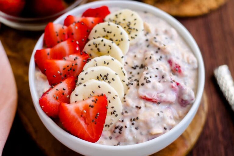 A bowl of Strawberry Overnight Oats.