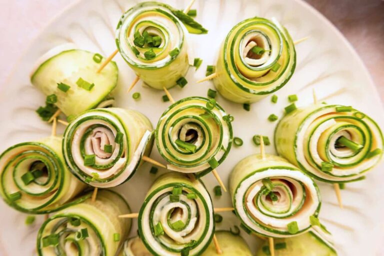 A plate of Cucumber Turkey Rolls.