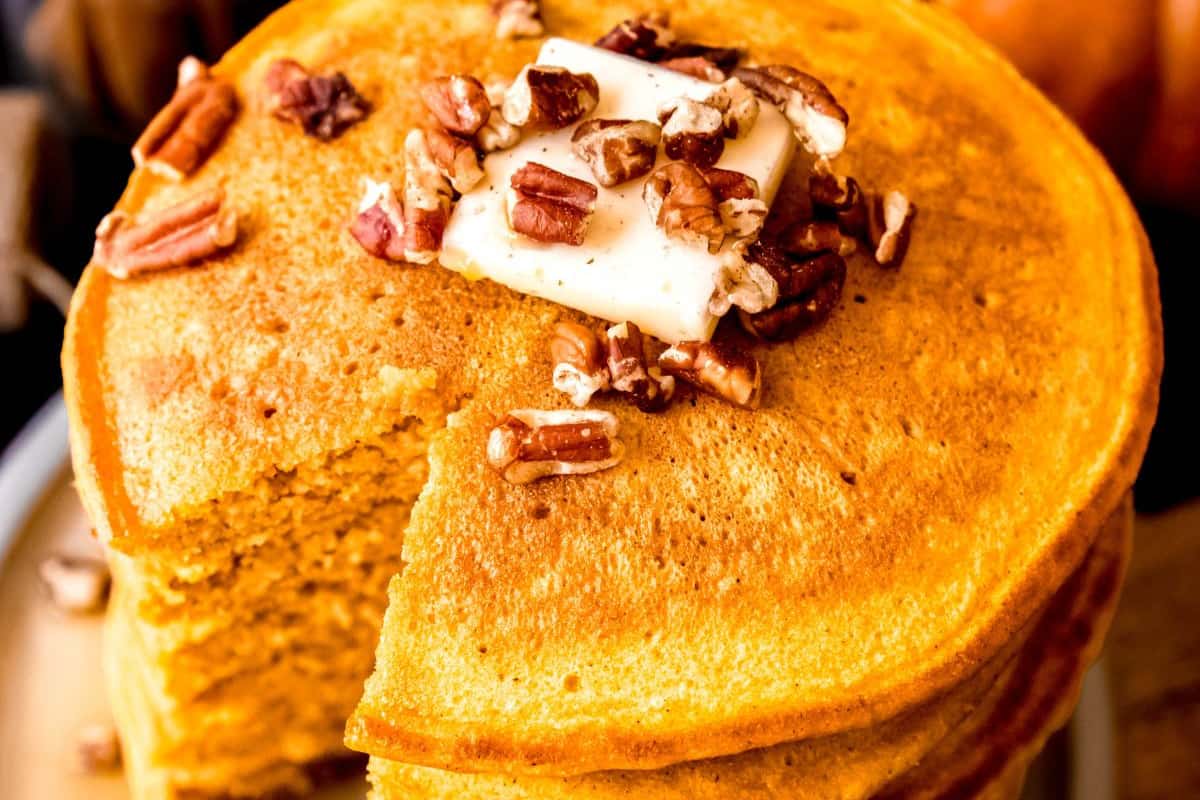 A plate of Fluffy Pumpkin Pancakes.