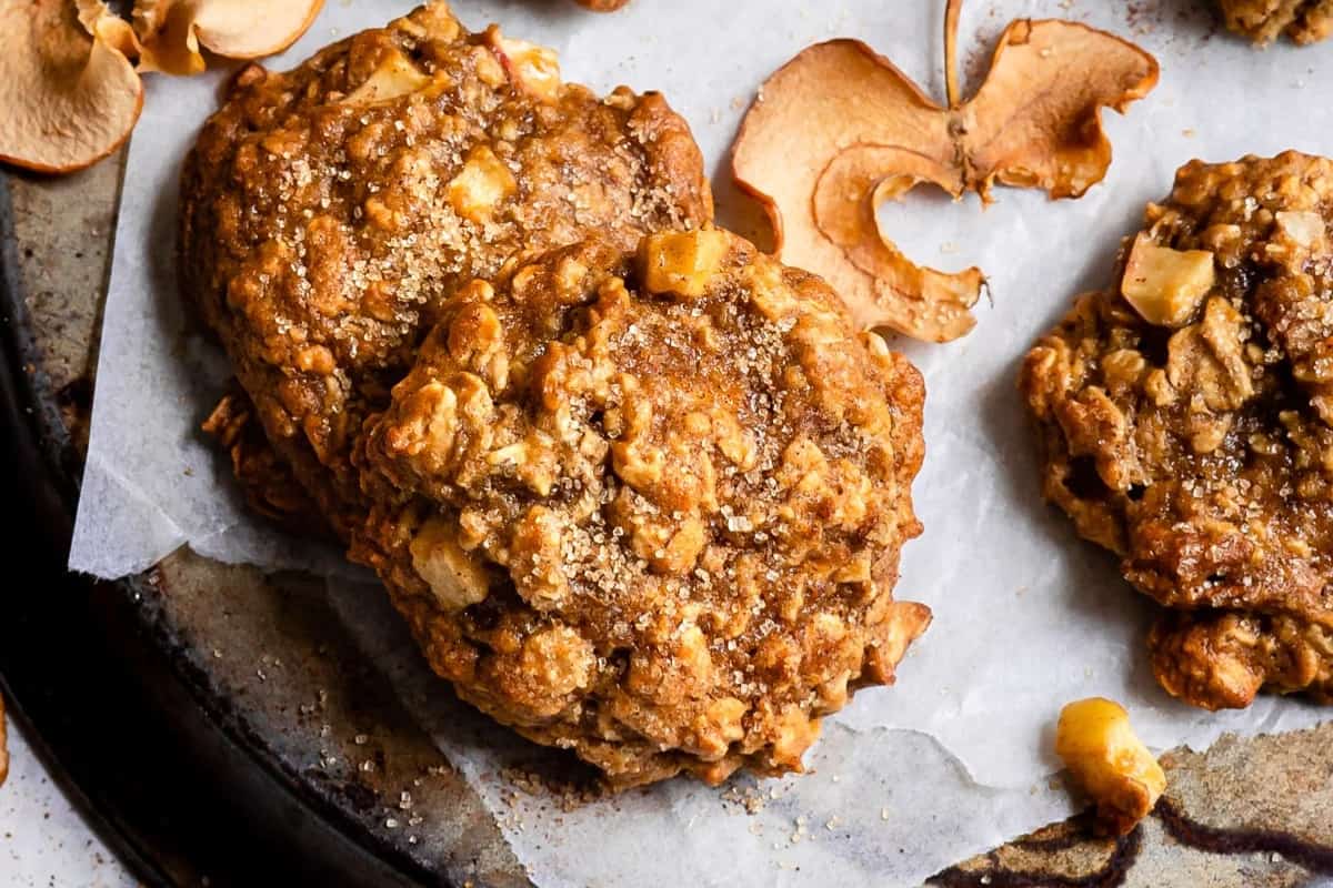 A plate of apple crisp oatmeal cookies.
