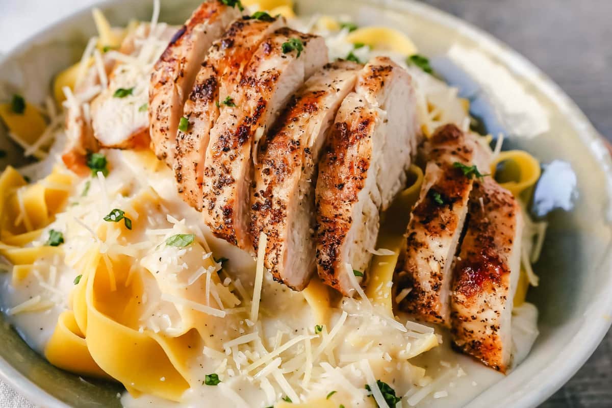 A plate of Low-Fat Chicken Fettuccine Alfredo.