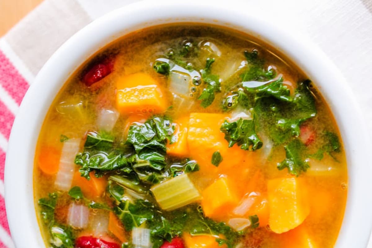 A bowl of detox vegetable soup.