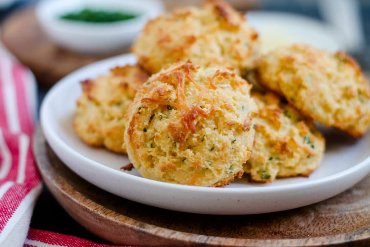 A plate of Parmesan Chive Almond Flour Biscuits.