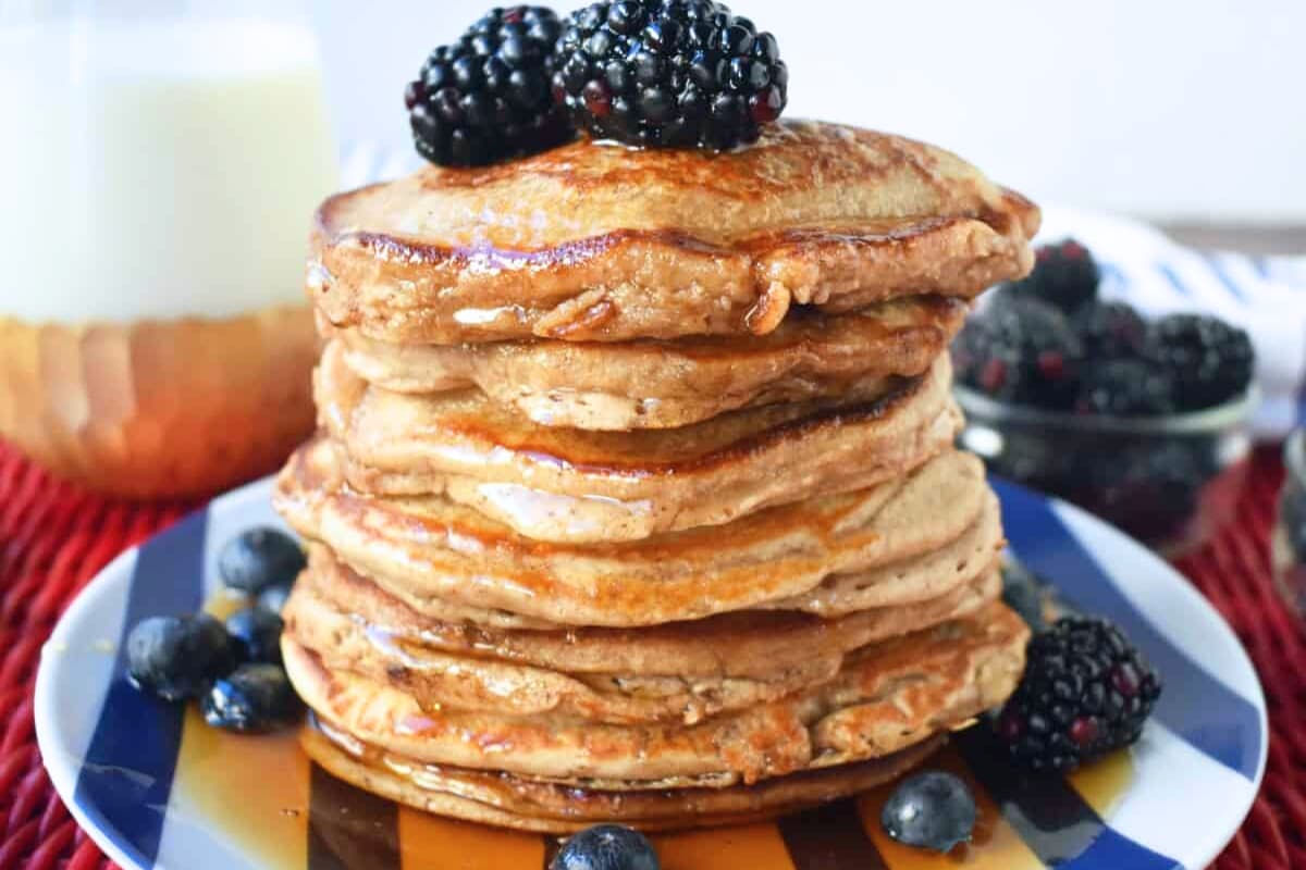 A plate of Healthy Oatmeal Pancakes.