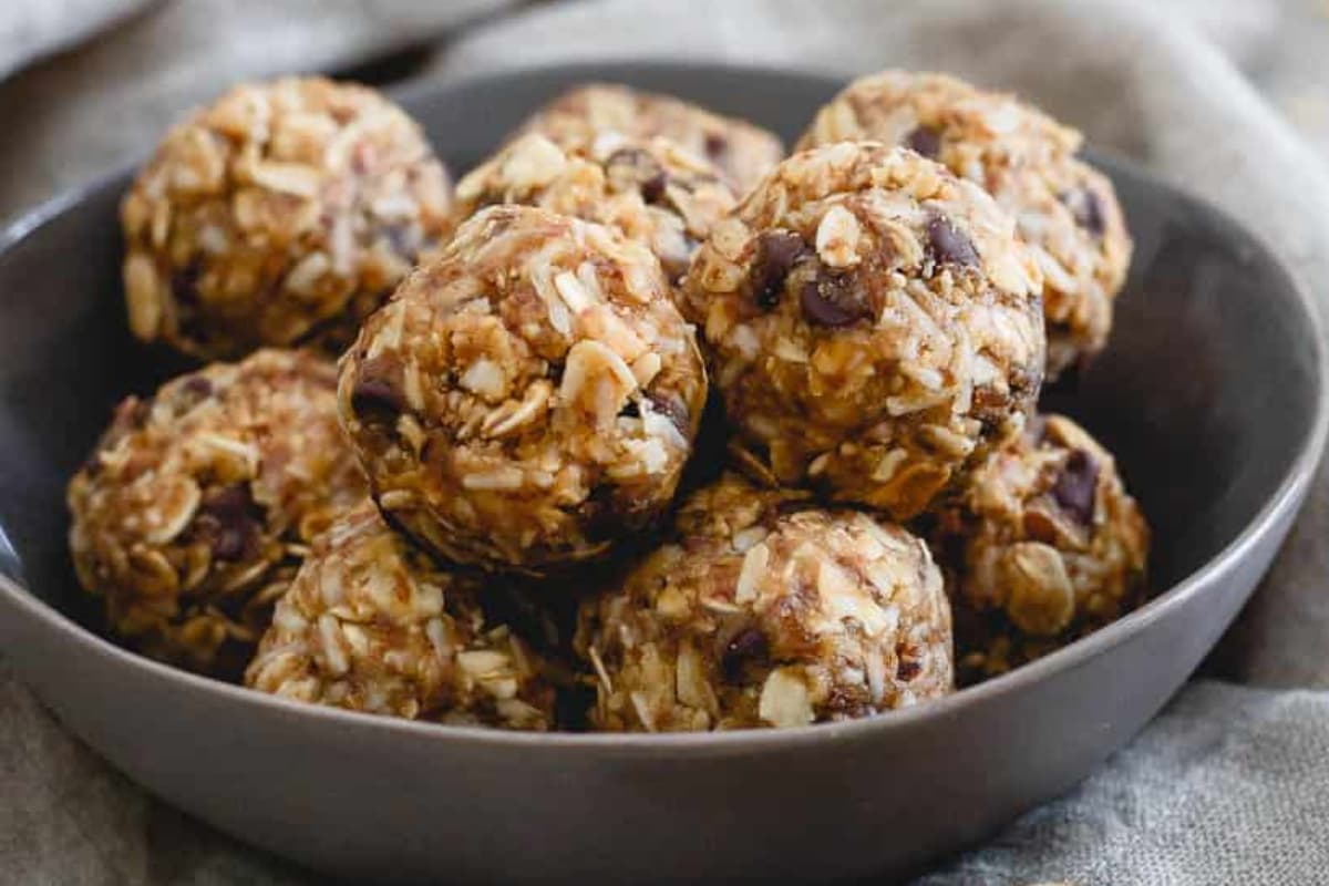 A bowl of No Bake Peanut Butter Chocolate Chip Balls.
