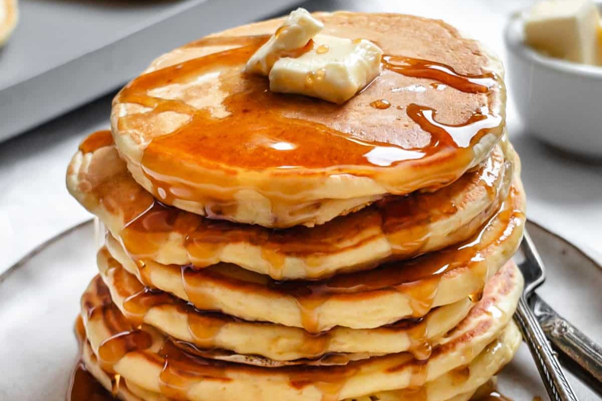 A plate of Sour Cream Pancakes.