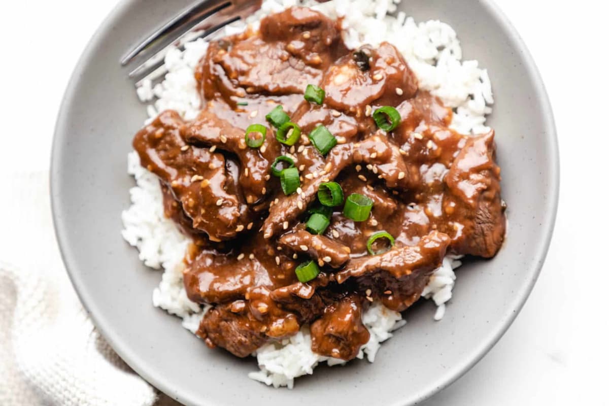 A plate of Ginger Garlic Beef.