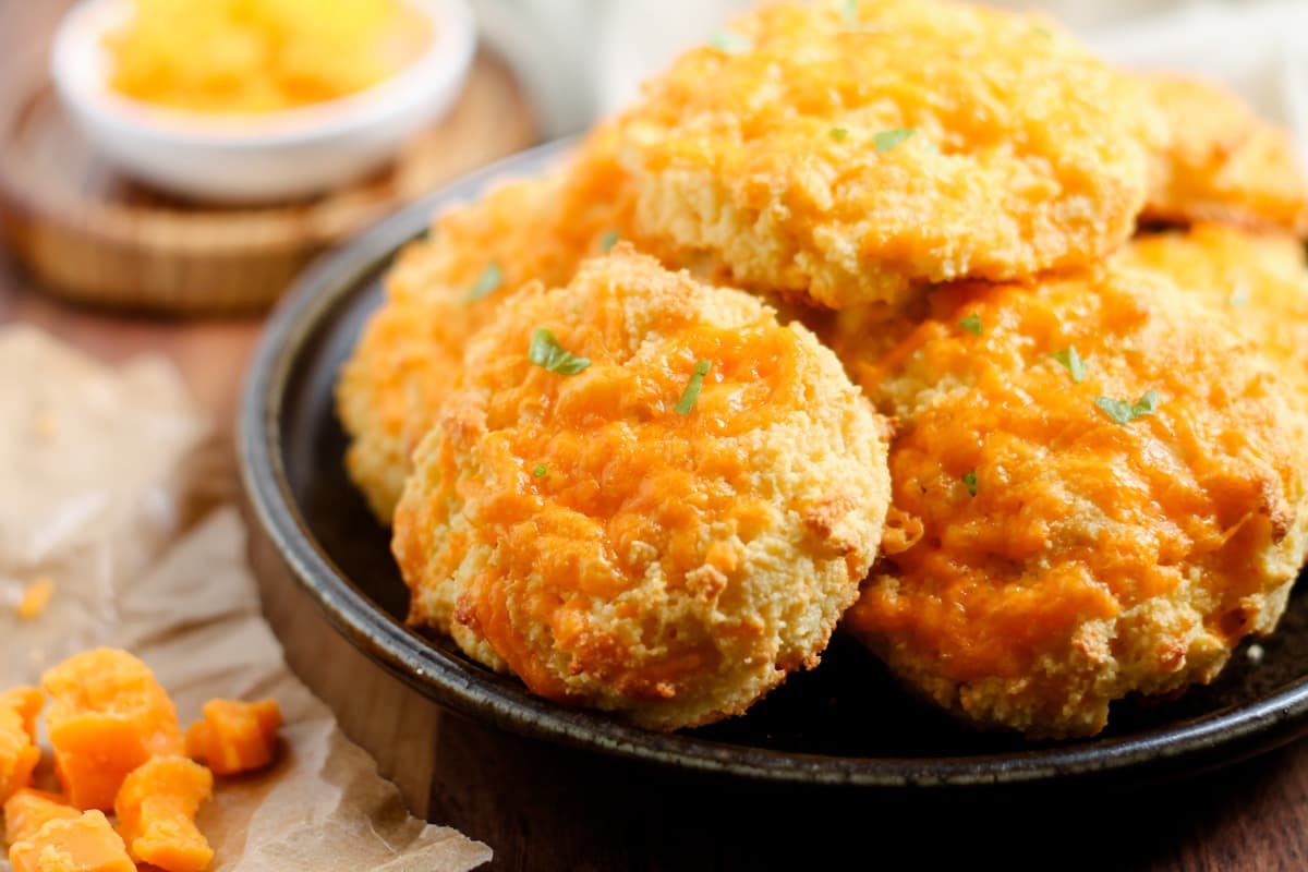 A plate of Gluten Free Cheddar Biscuits.