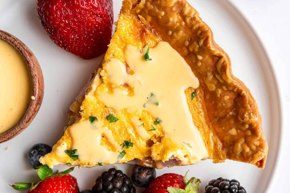 A plate of Eggs Benedict Quiche.